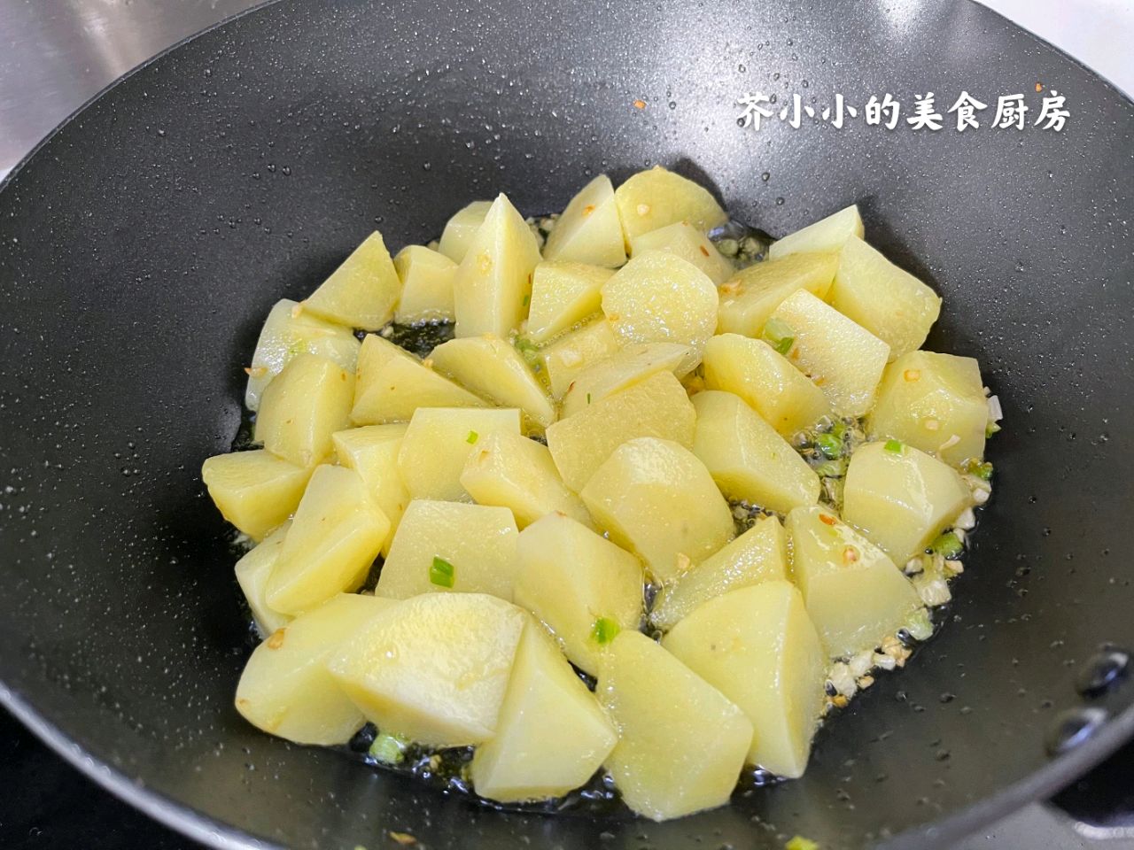 土豆盖浇饭