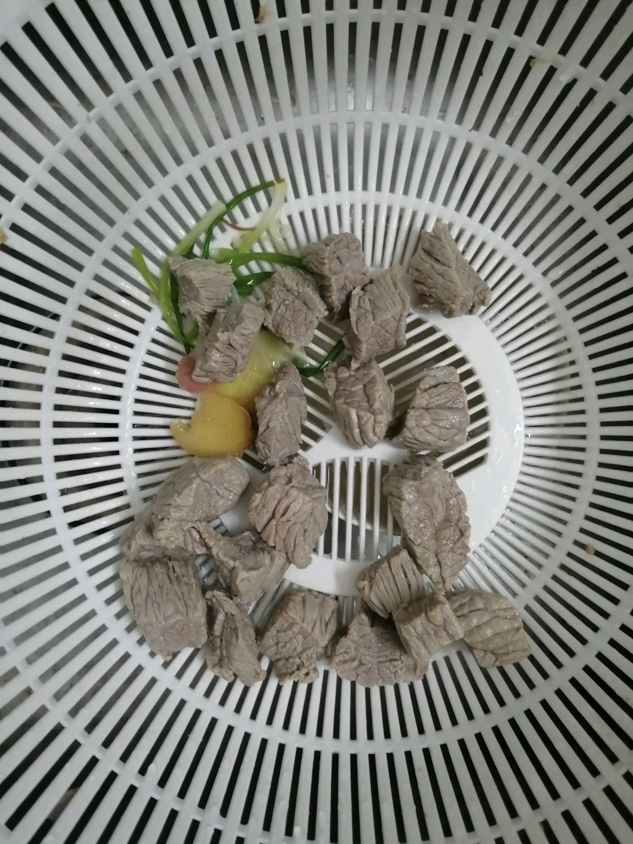 土豆胡萝卜炖牛肉