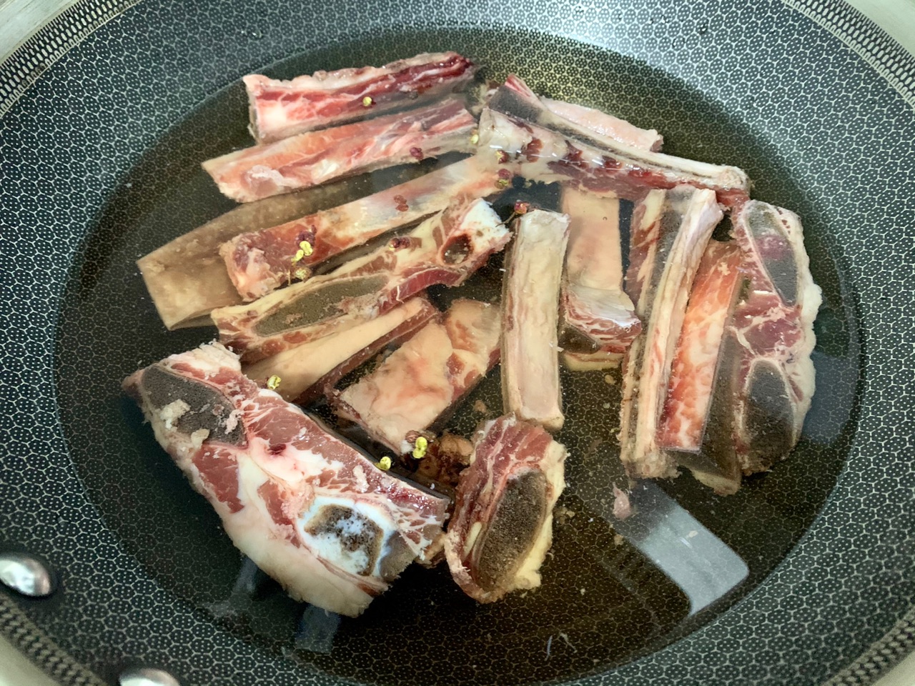 土豆胡萝卜烧牛肋排