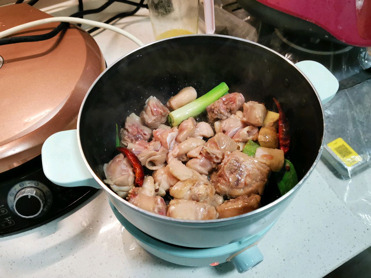 土豆焖鸡