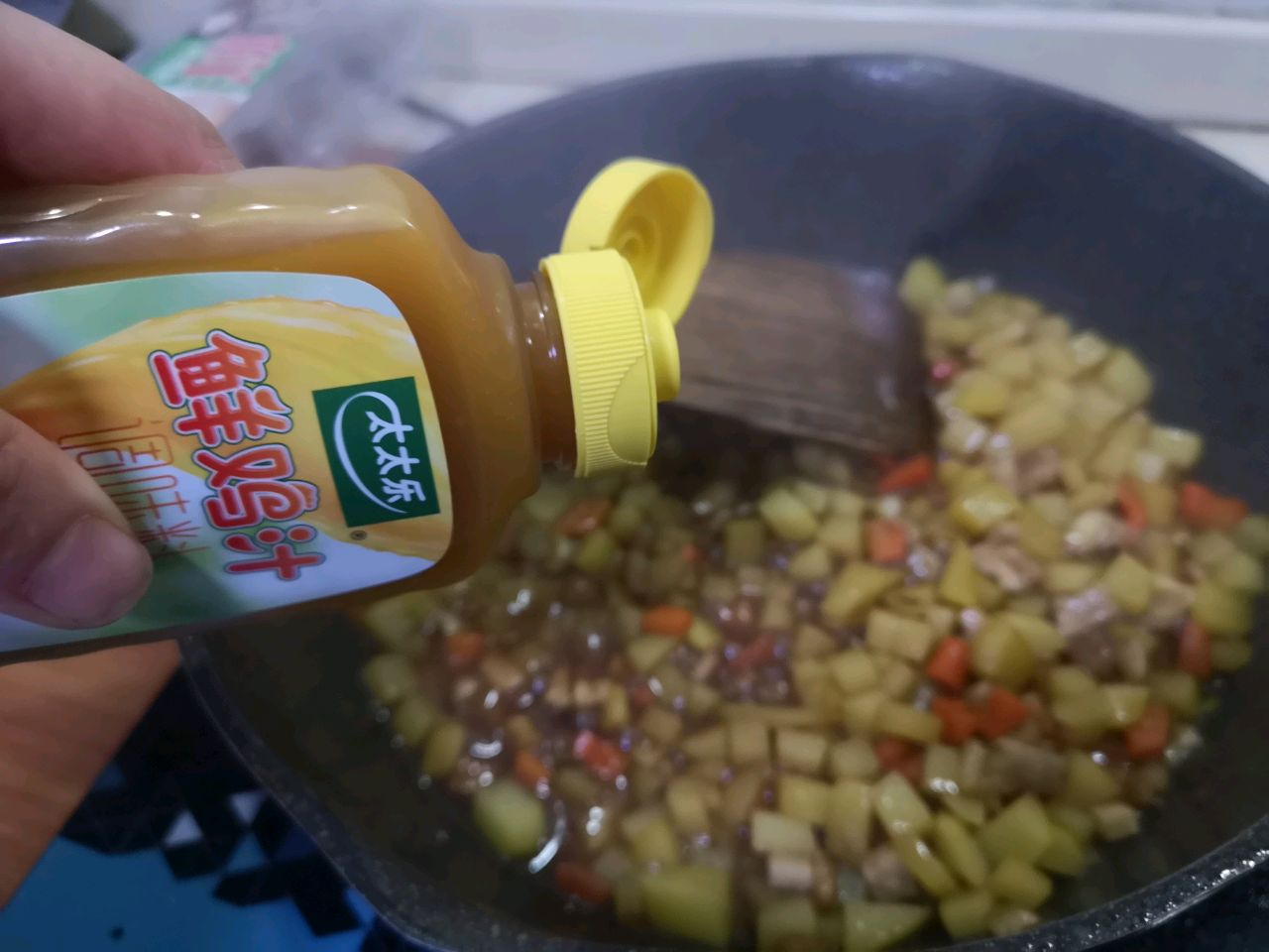 土豆肉丁香卤面