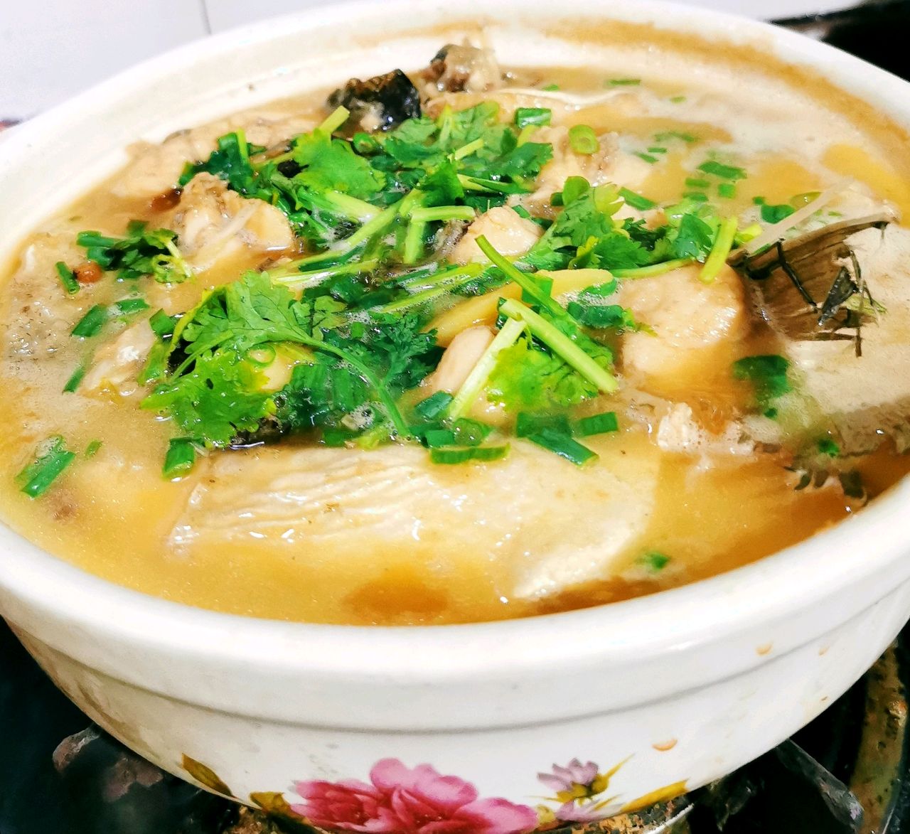土豆砂锅鲢鱼