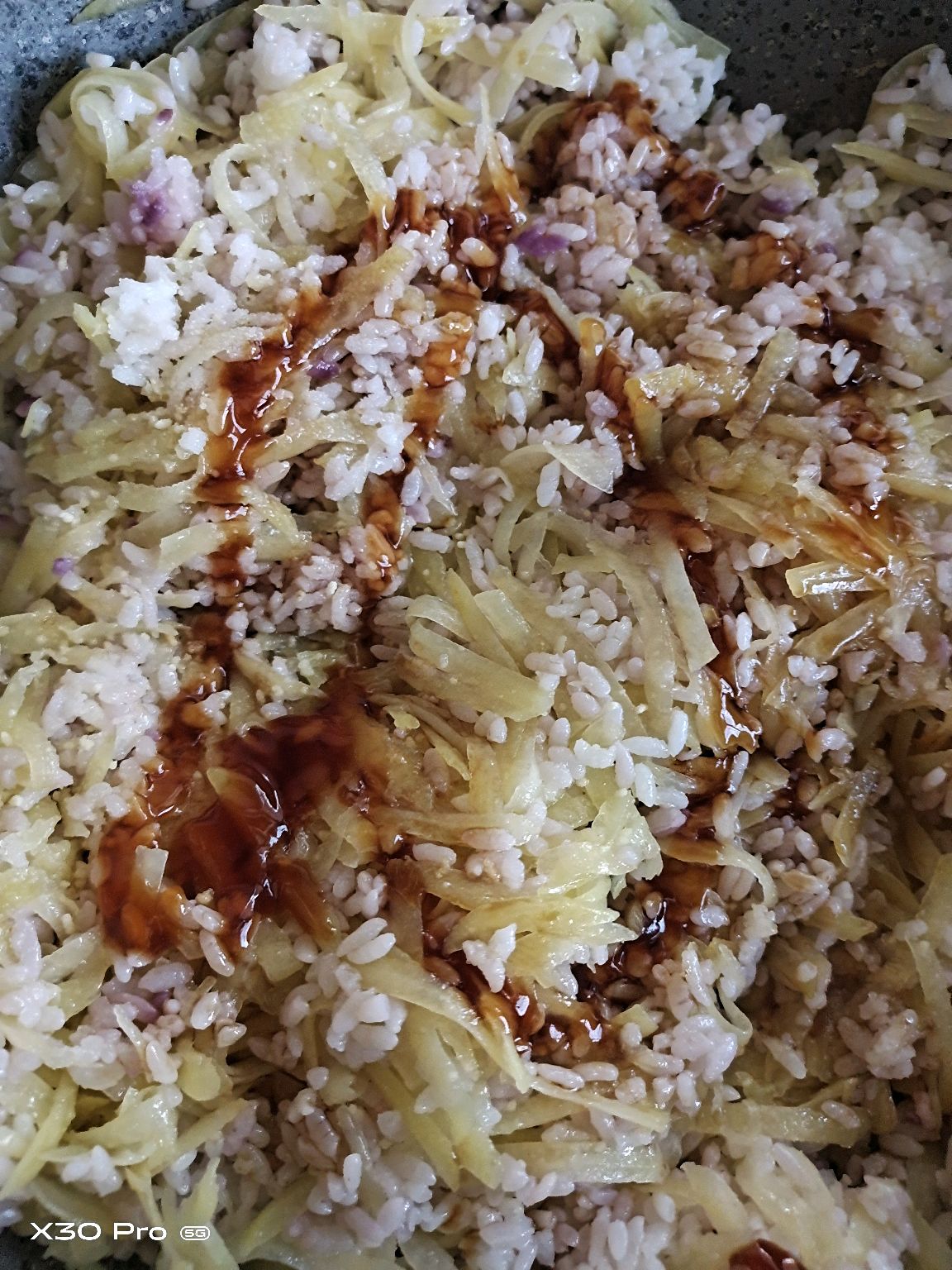 土豆丝炒饭