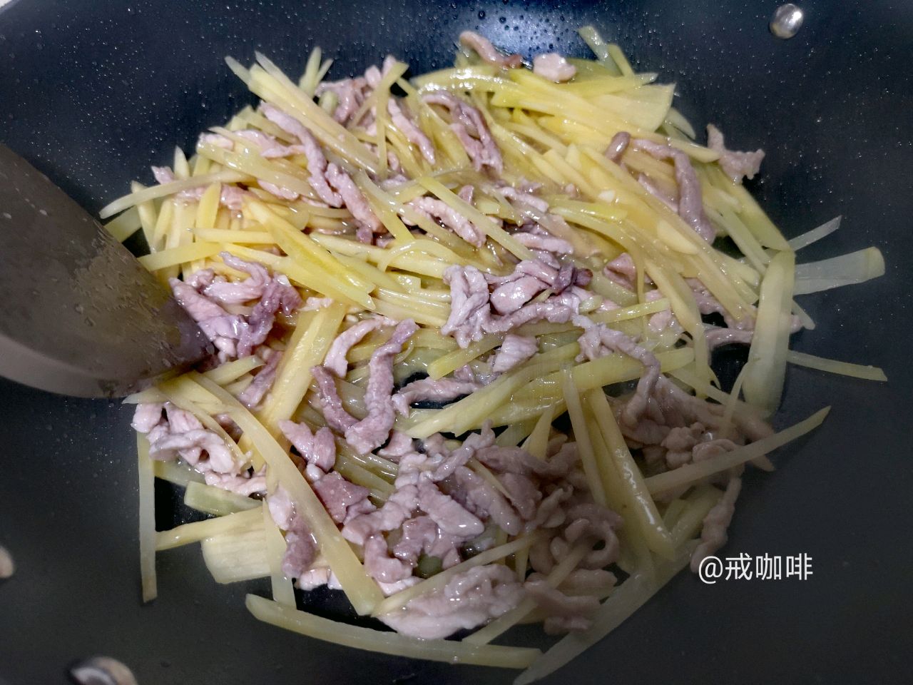 土豆丝炒肉丝