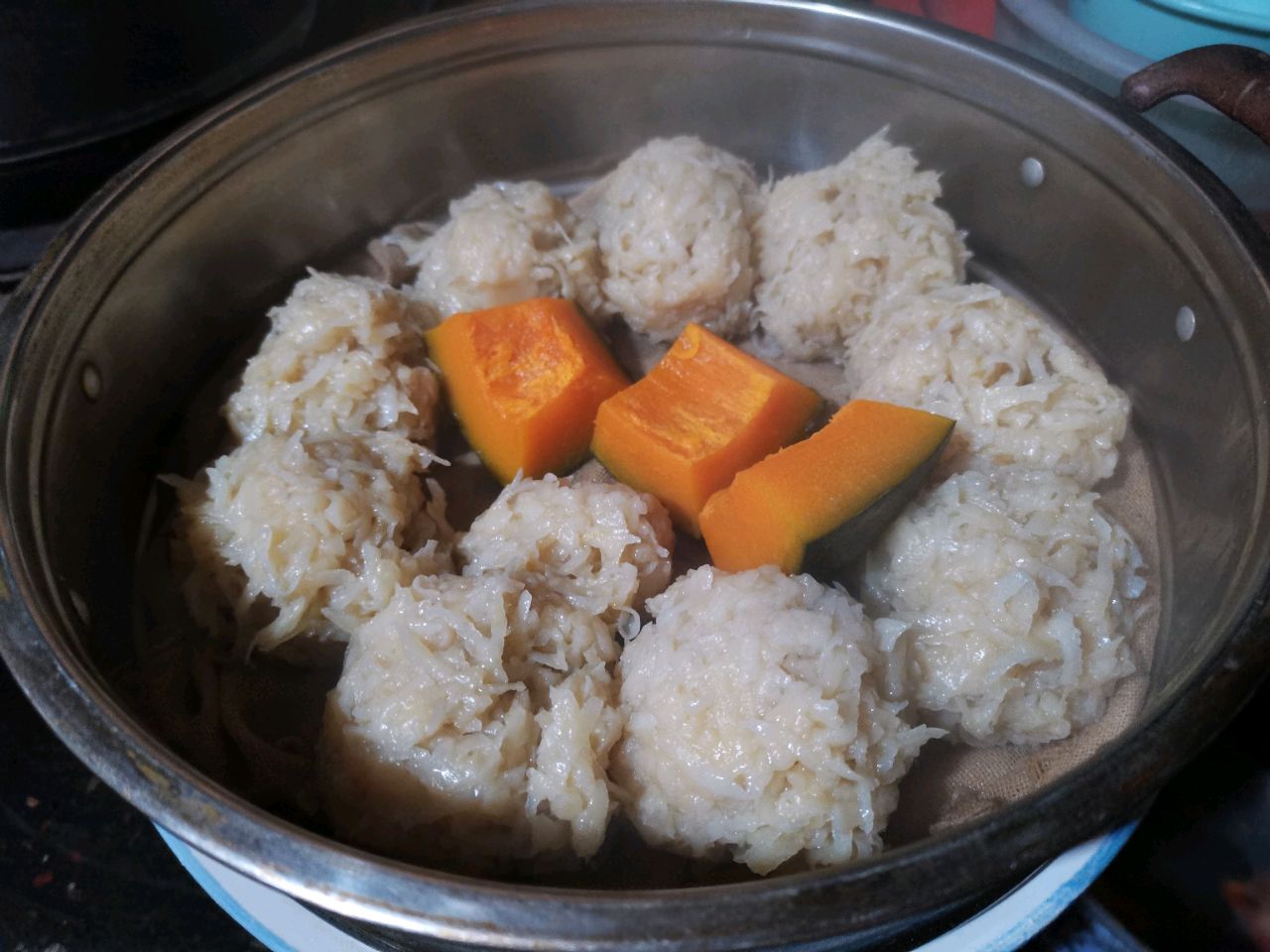 土豆团团（蛮吉丸则）