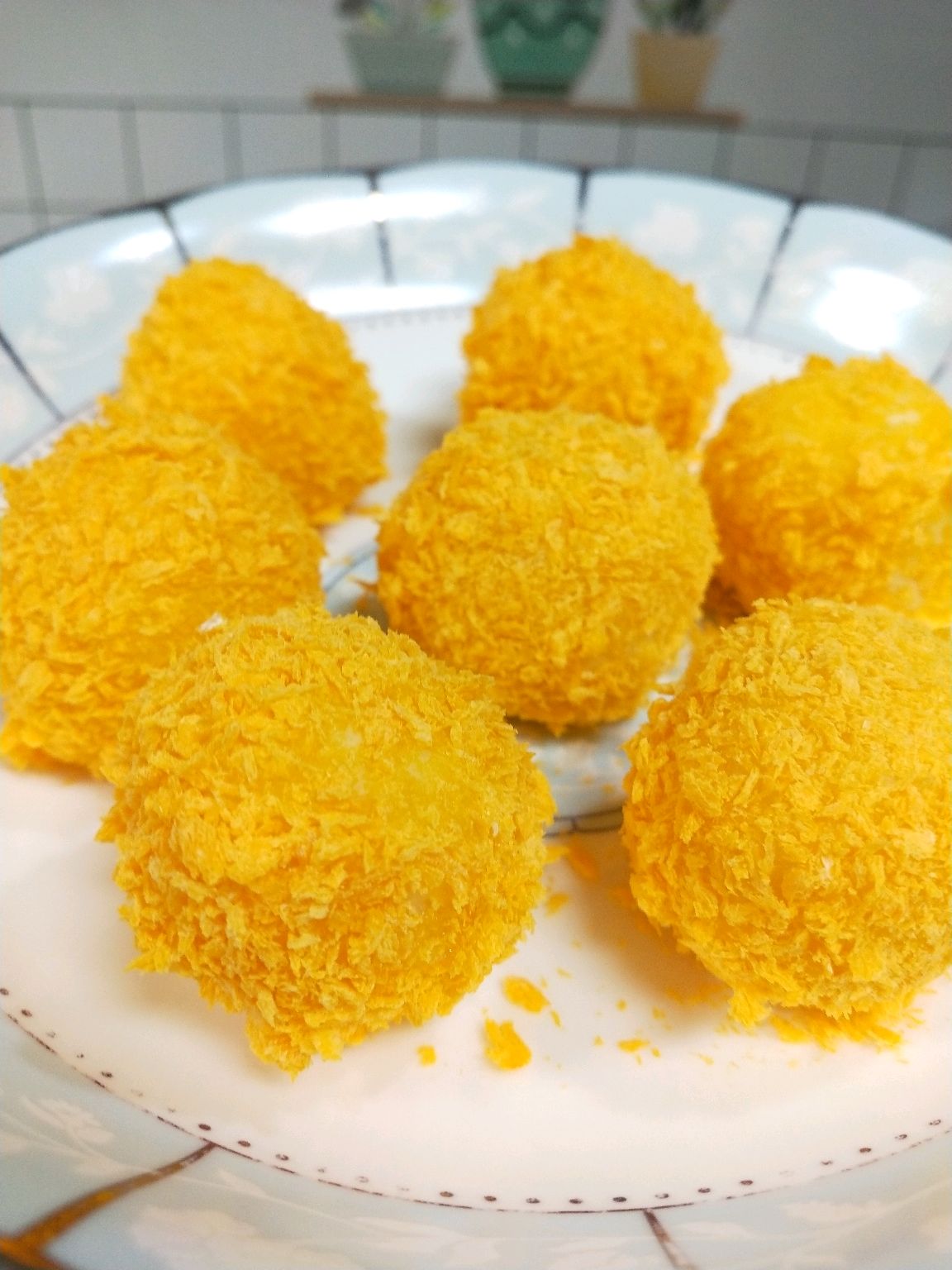 土豆虾仁黄金球