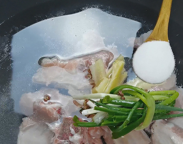 土豆玉米烧排骨