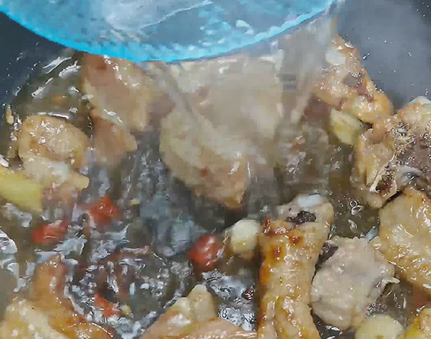 土豆玉米烧排骨