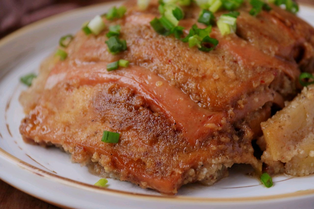 土家族粉蒸豆腐扣碗