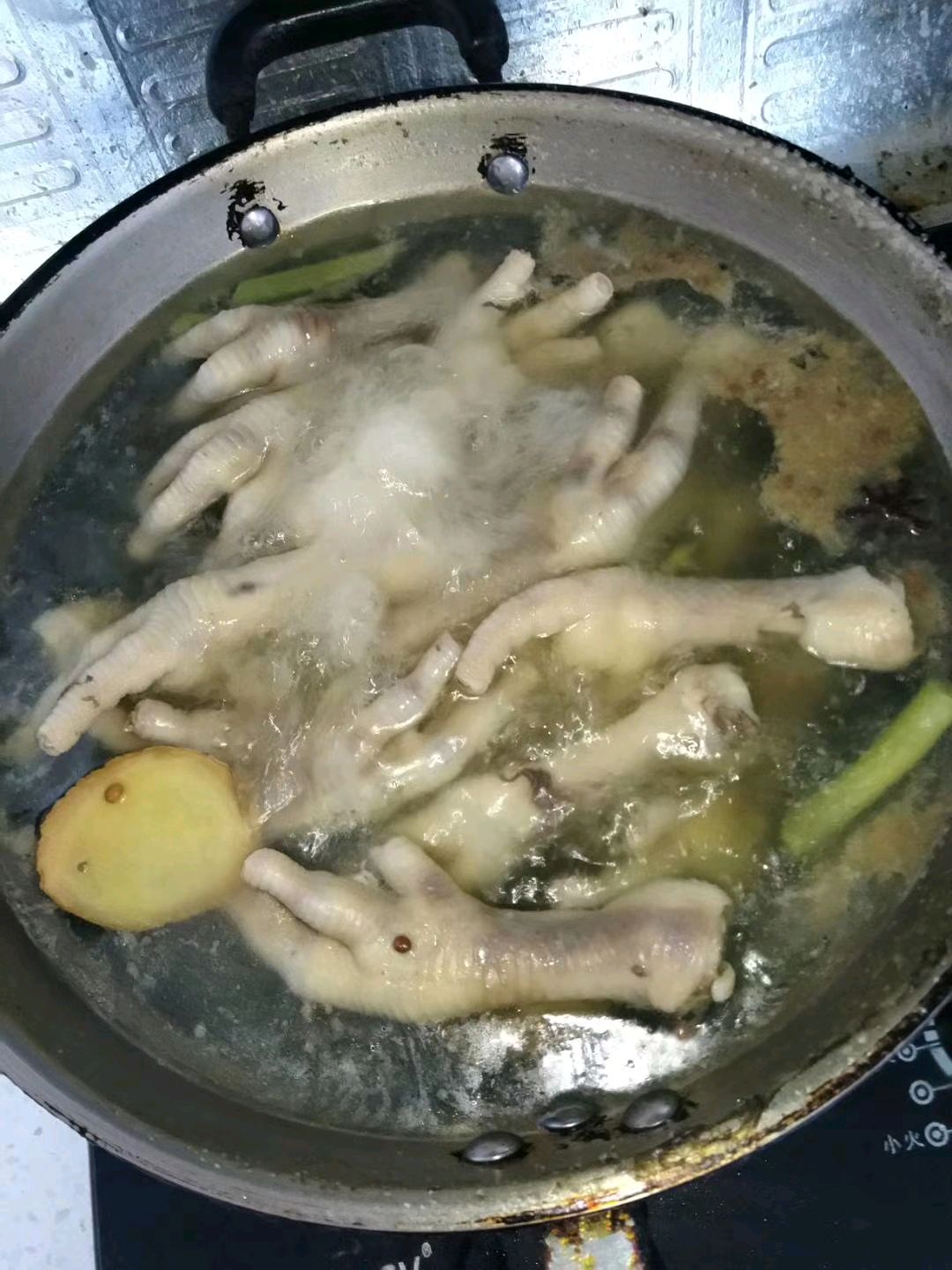脱骨鸡爪