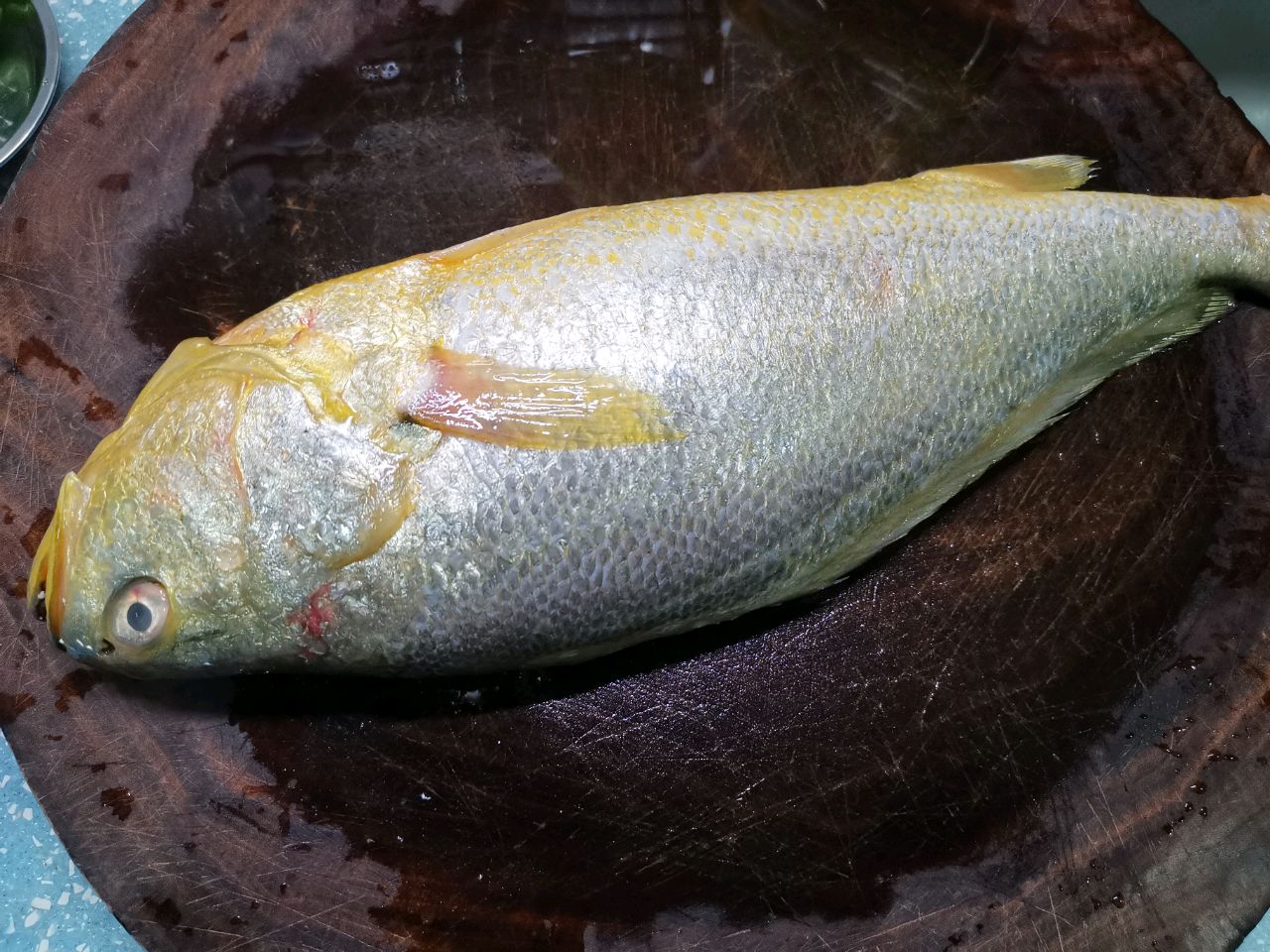 脱骨清蒸大黄鱼