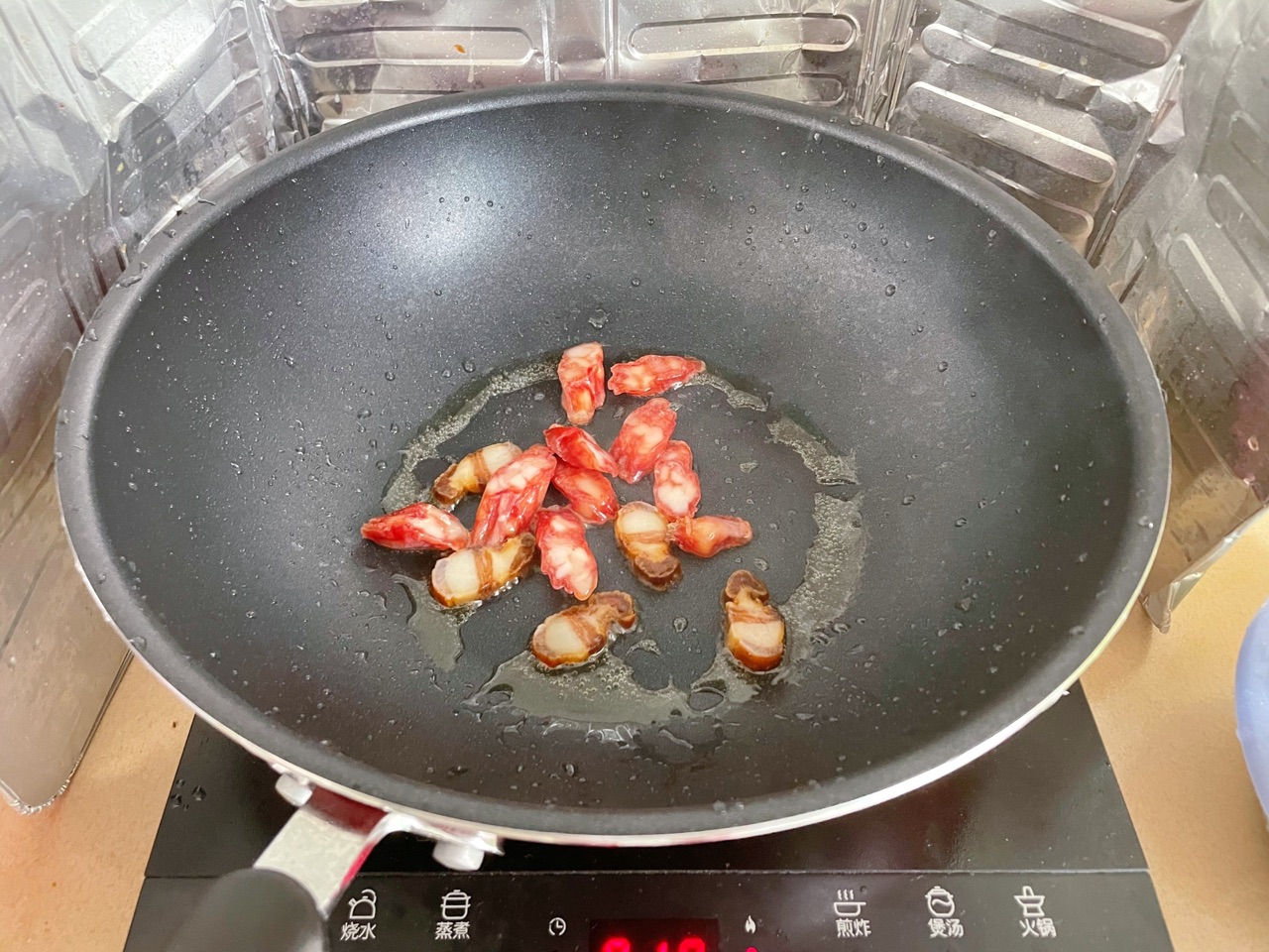 娃娃菜炒腊肠（1人食）