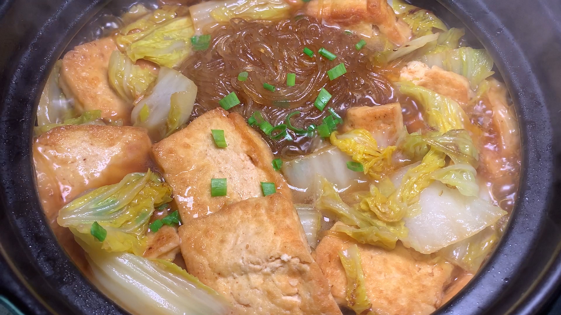 娃娃菜豆腐粉丝煲