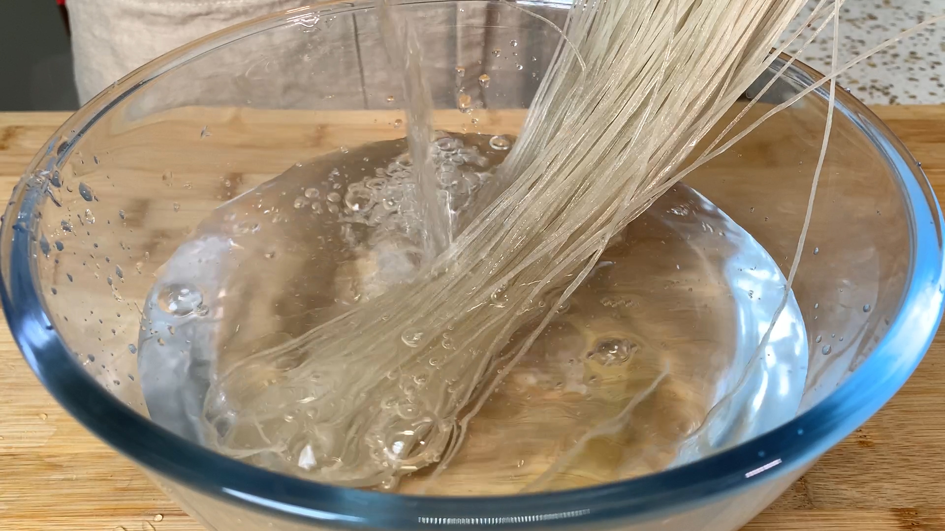 娃娃菜豆腐粉丝煲