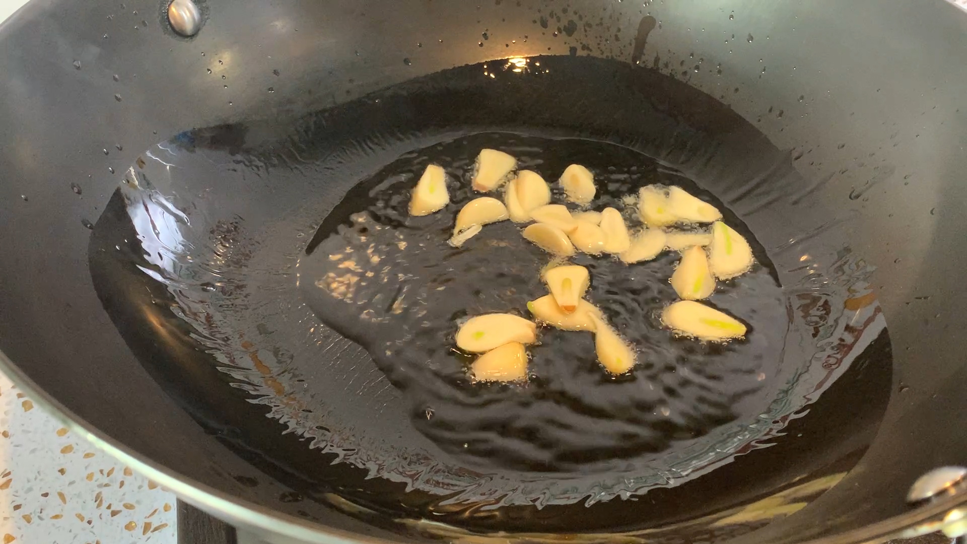 娃娃菜豆腐粉丝煲