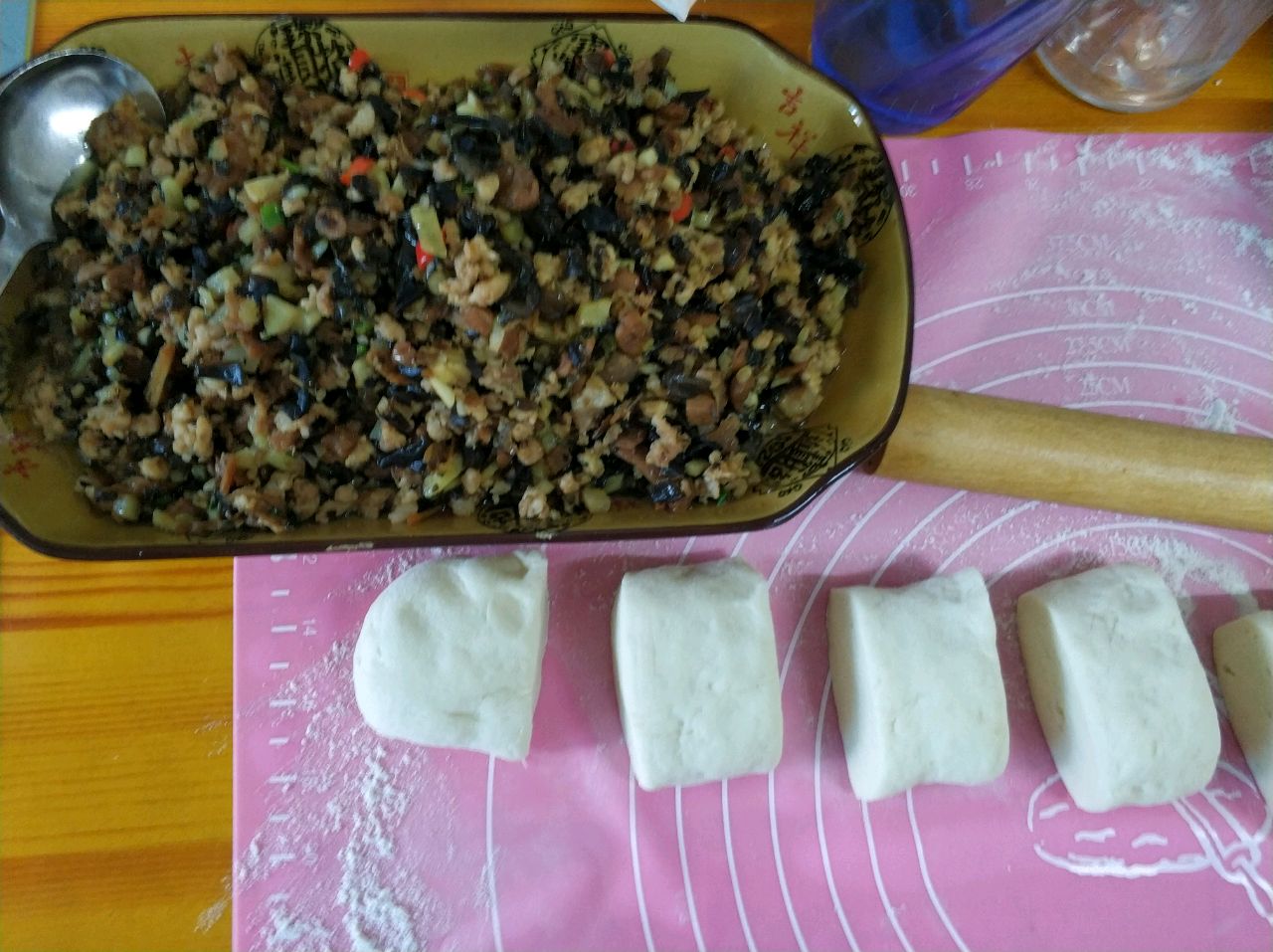 外婆菜肉包