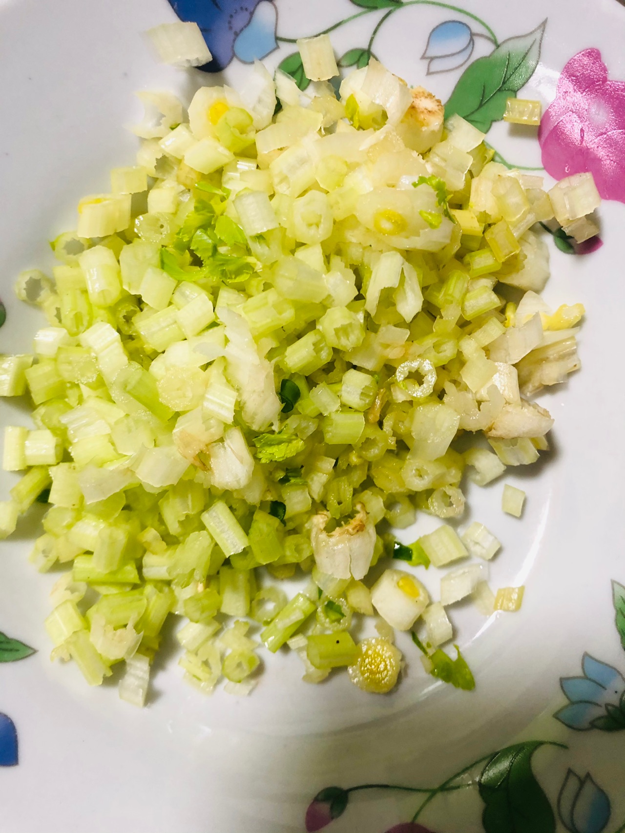 外婆家的芹菜牛肉