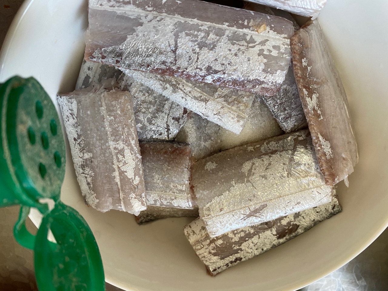 外酥里嫩的炸带鱼简单易做，无敌好吃❗️