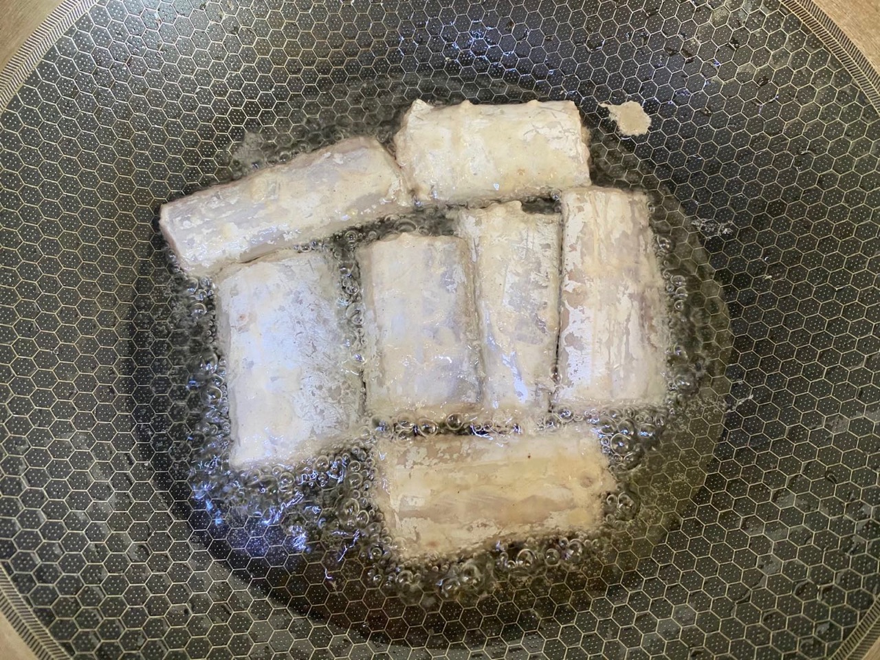 外酥里嫩的炸带鱼简单易做，无敌好吃❗️