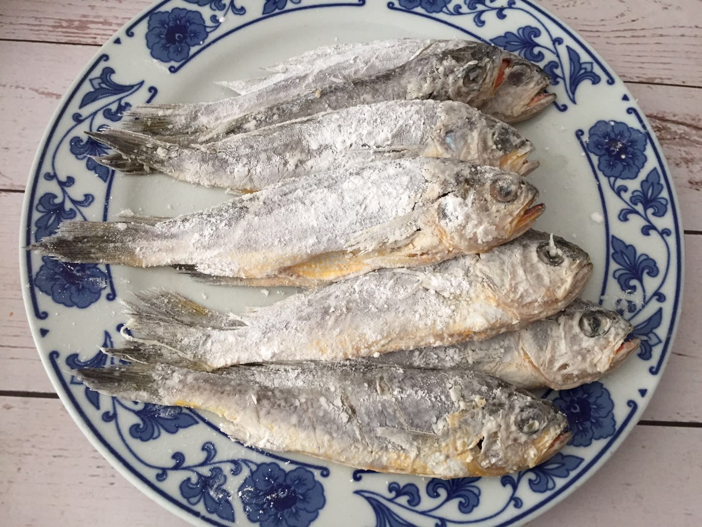 外酥里嫩—香煎椒盐小黄鱼