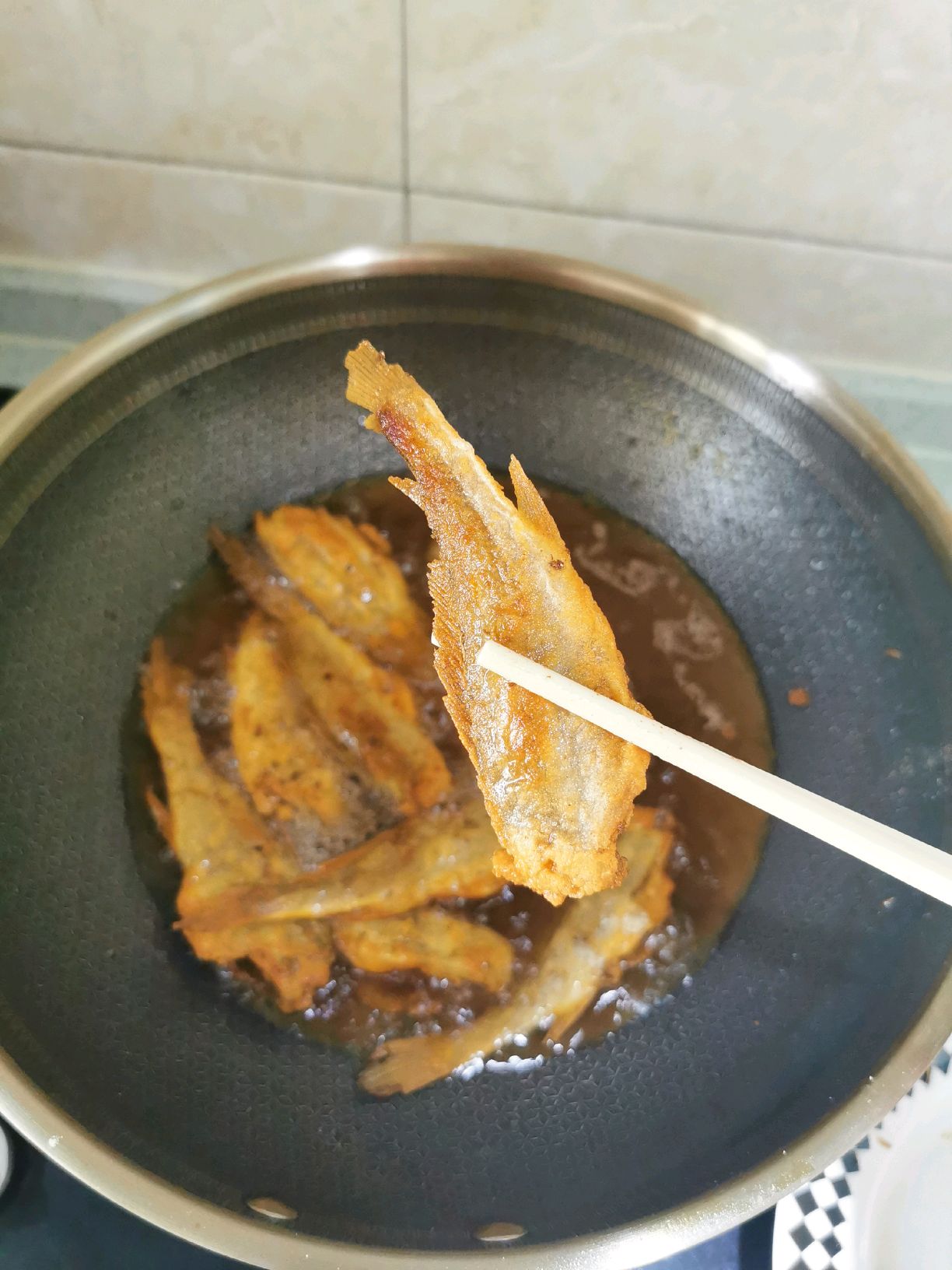 外酥里嫩炸小黄花鱼