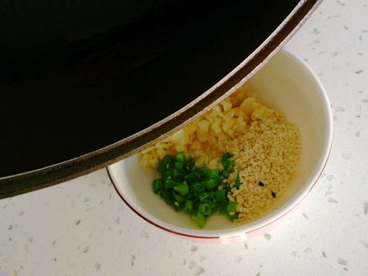 完爆路边摊的香煎孜然豆腐