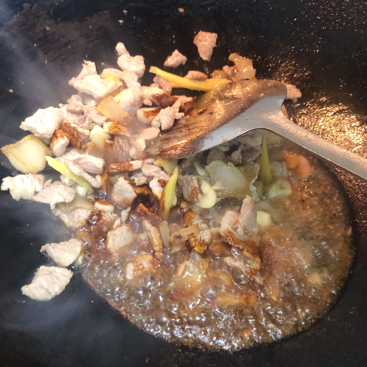 豌豆炒肉