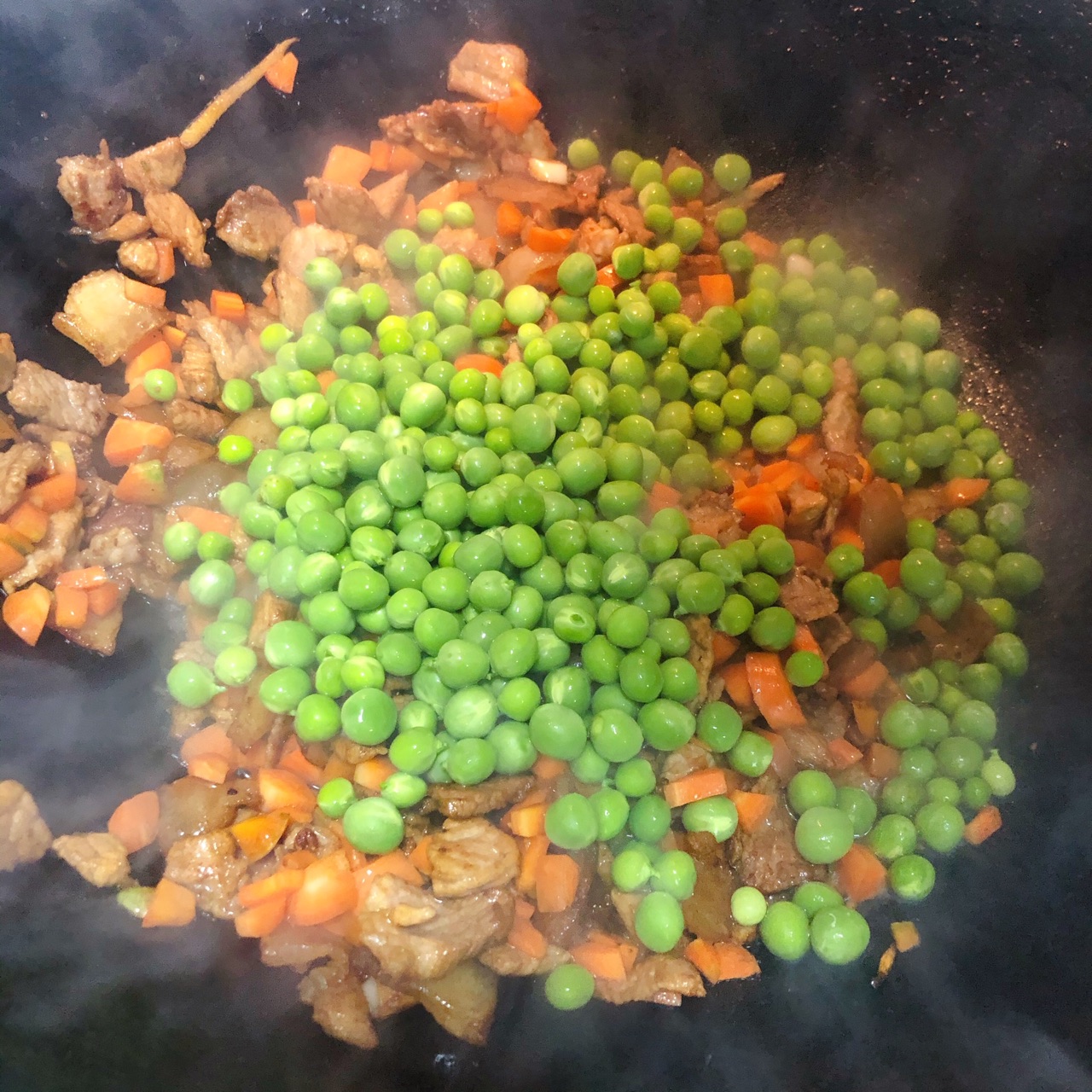 豌豆炒肉