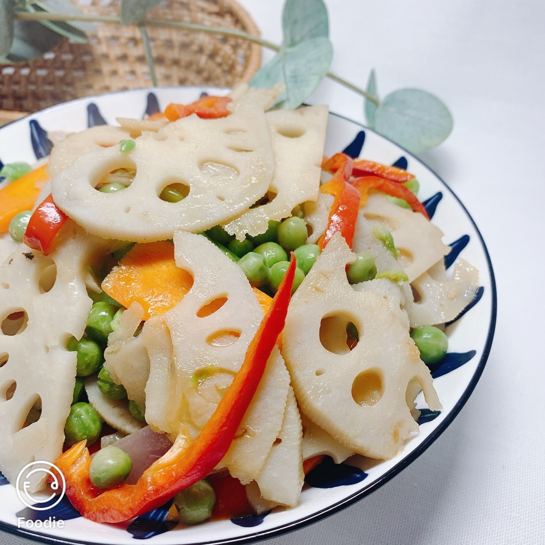 豌豆莲藕小炒年夜饭
