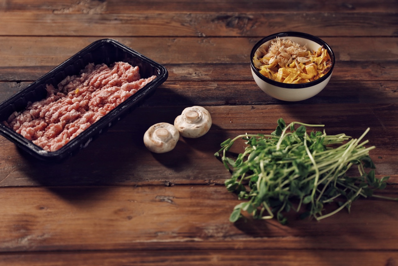 豌豆苗鲜肉小馄饨