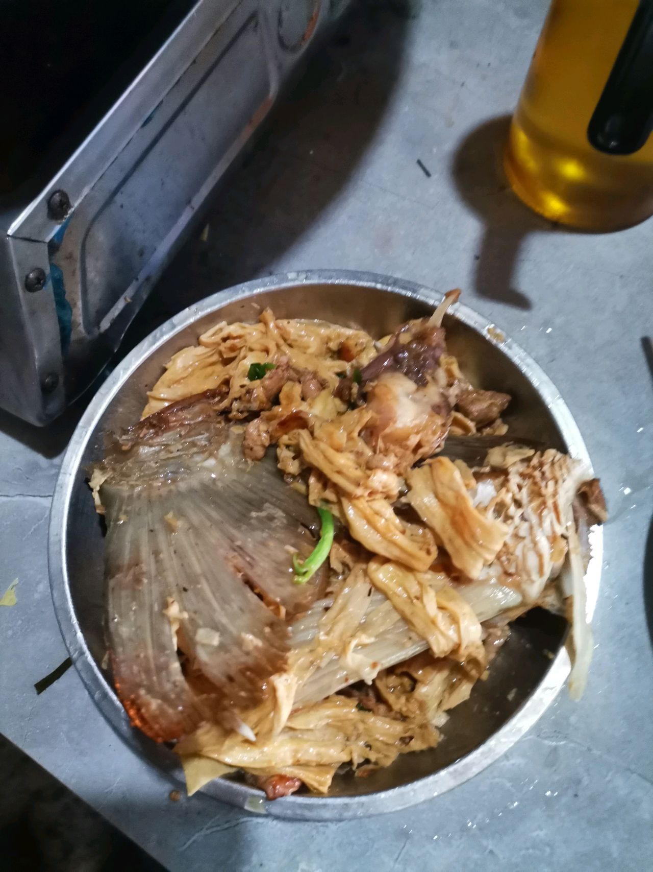 皖鱼焖腐竹