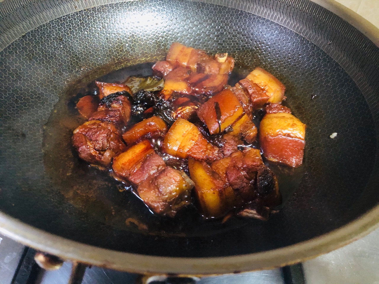 网红红烧肉蛋糕