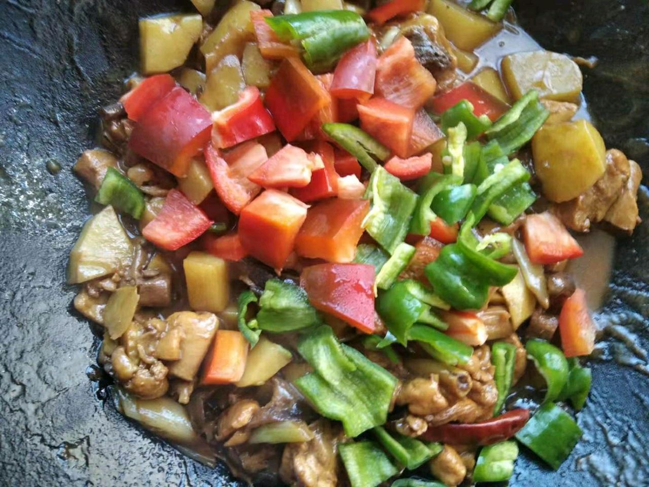 网红黄焖鸡米饭