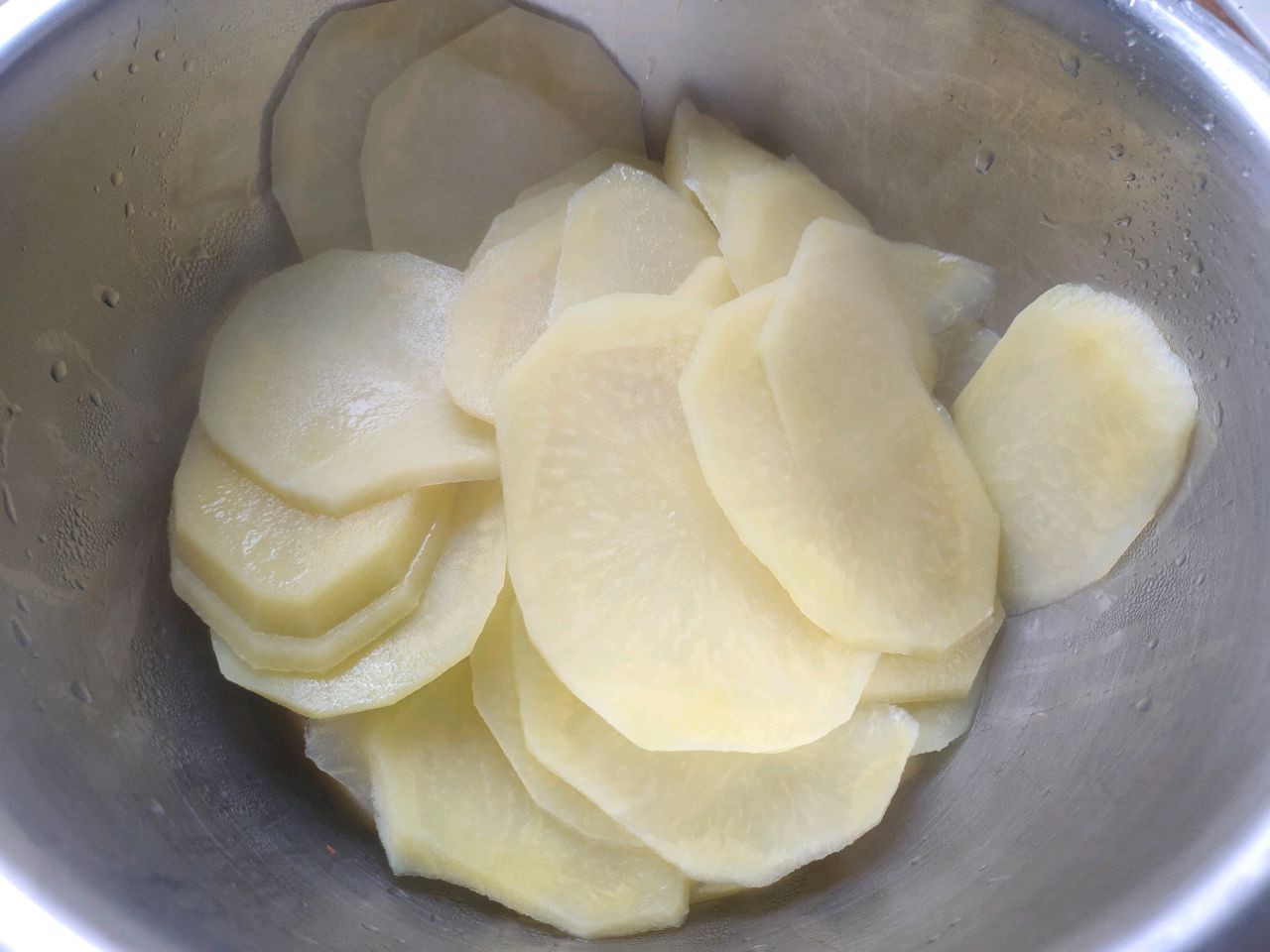 网红麻辣土豆片