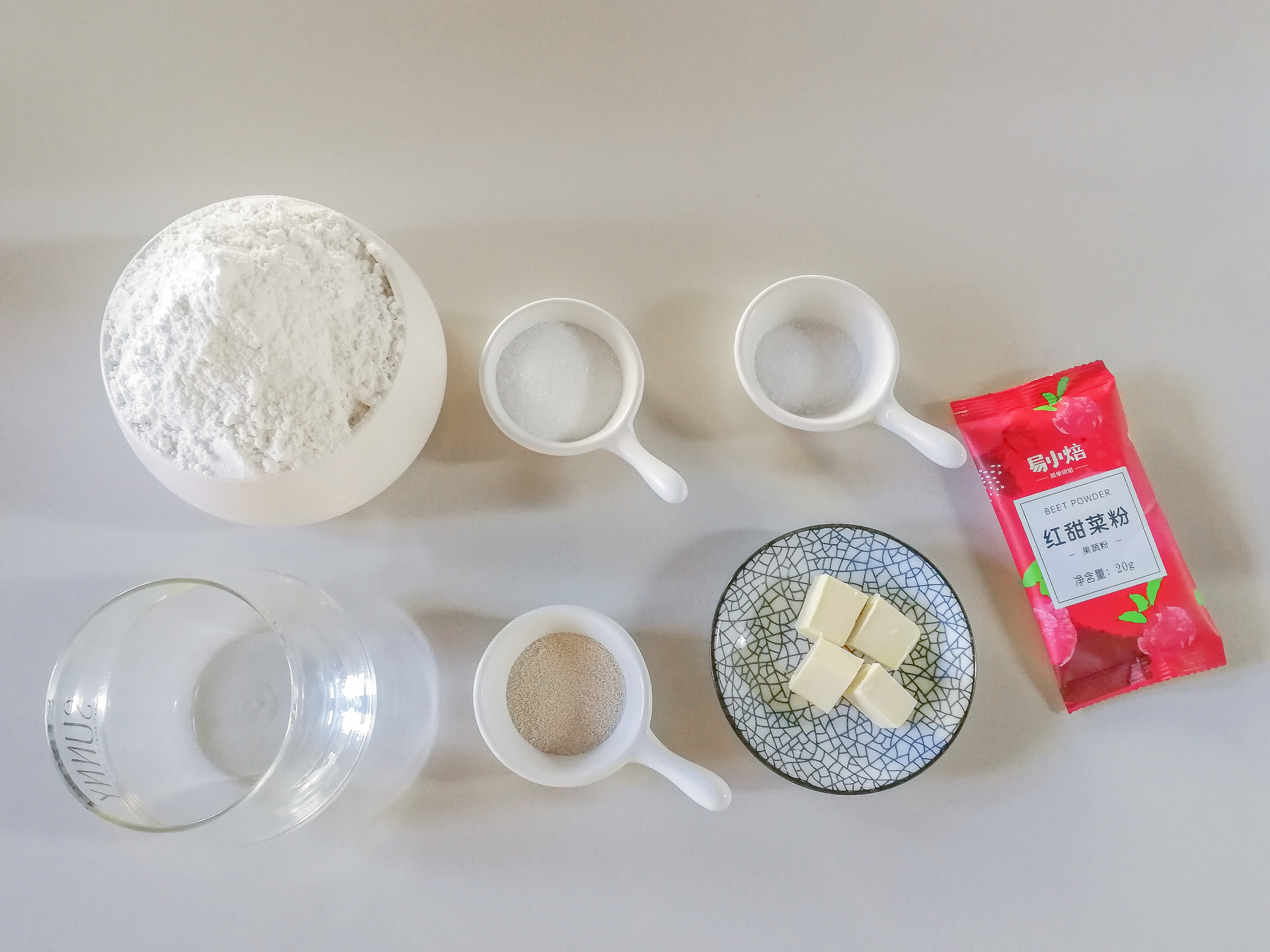 网红萌猫软欧-----堪舆喜茶媲美