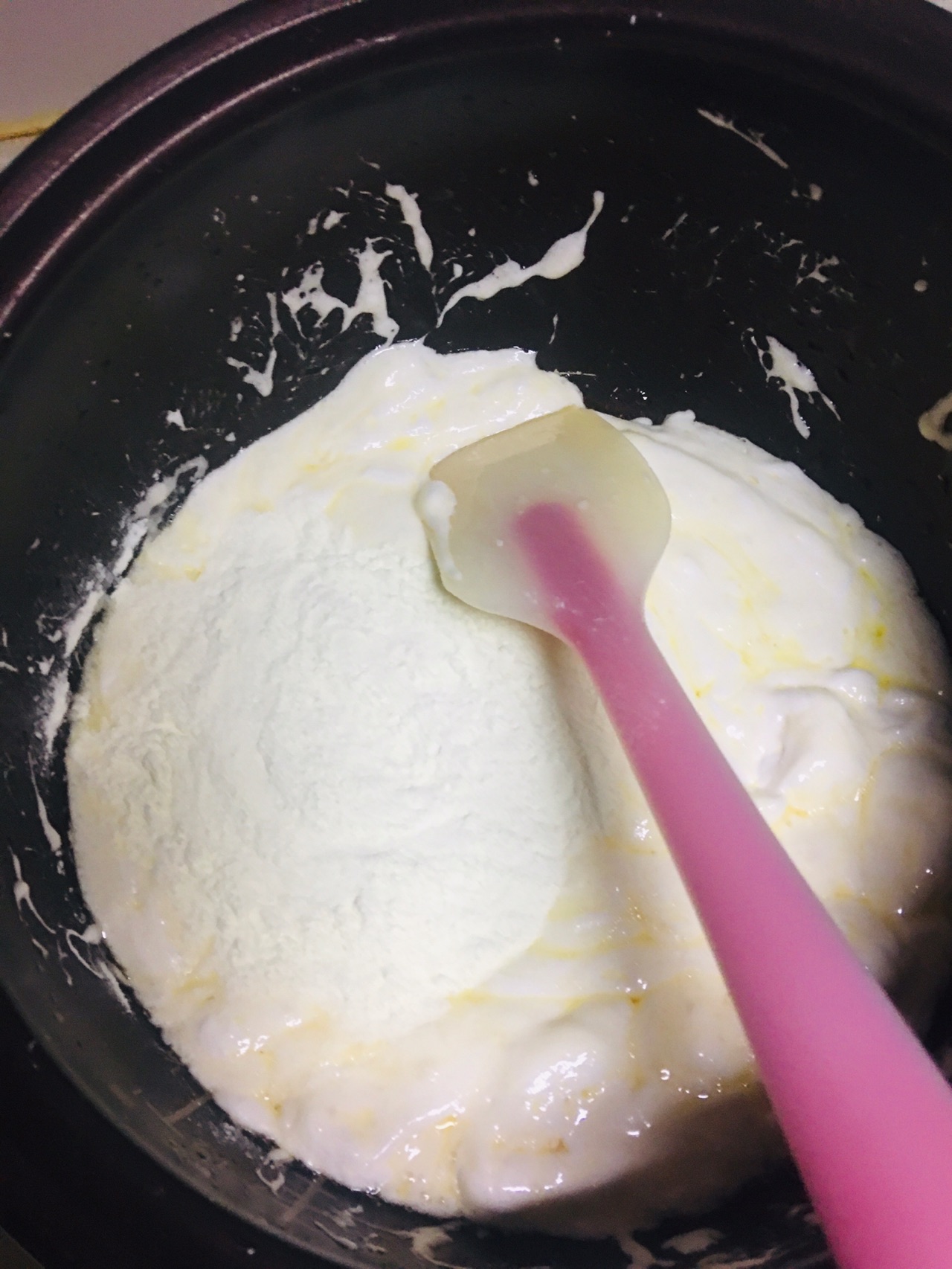 网红小零食—奶枣