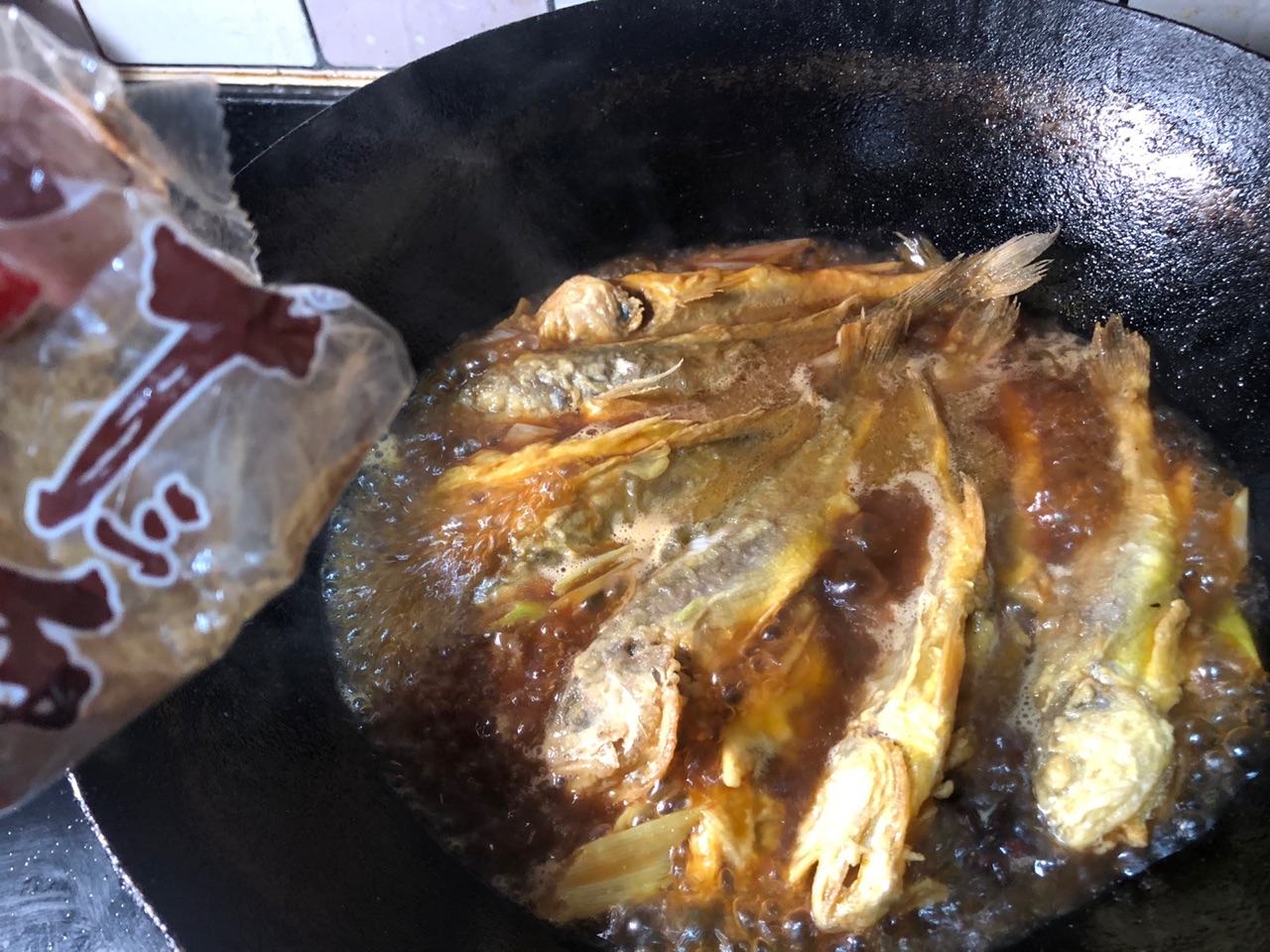 味香酱浓的酱焖小黄花鱼