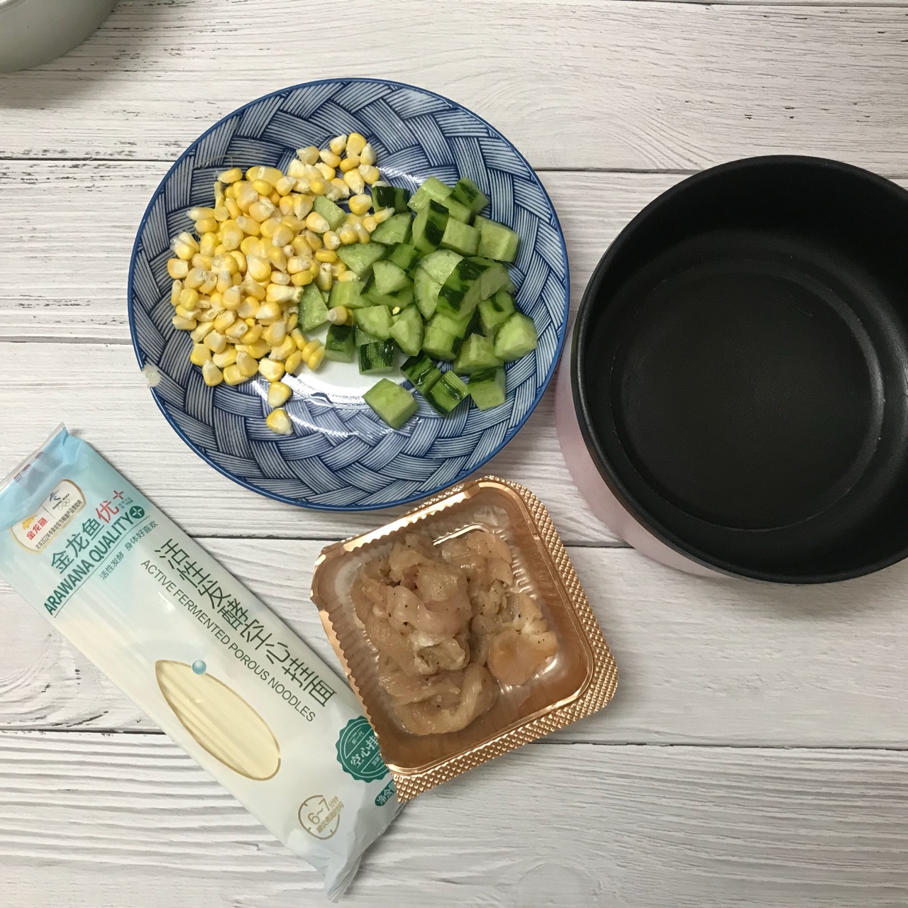 伪装成减脂餐的鸡胸肉发酵空心挂面来啦