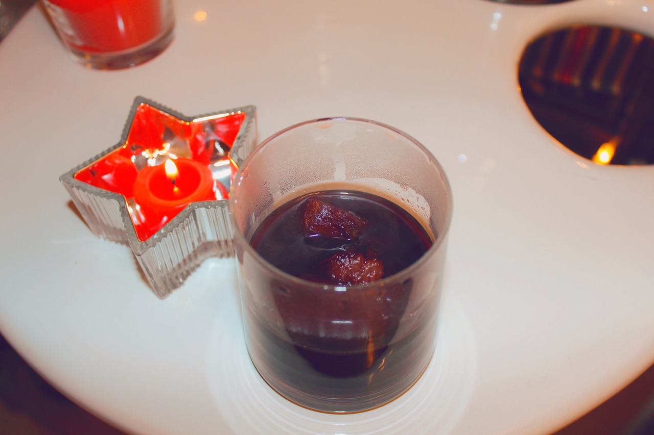温馨烛光晚餐之法式红酒雪梨