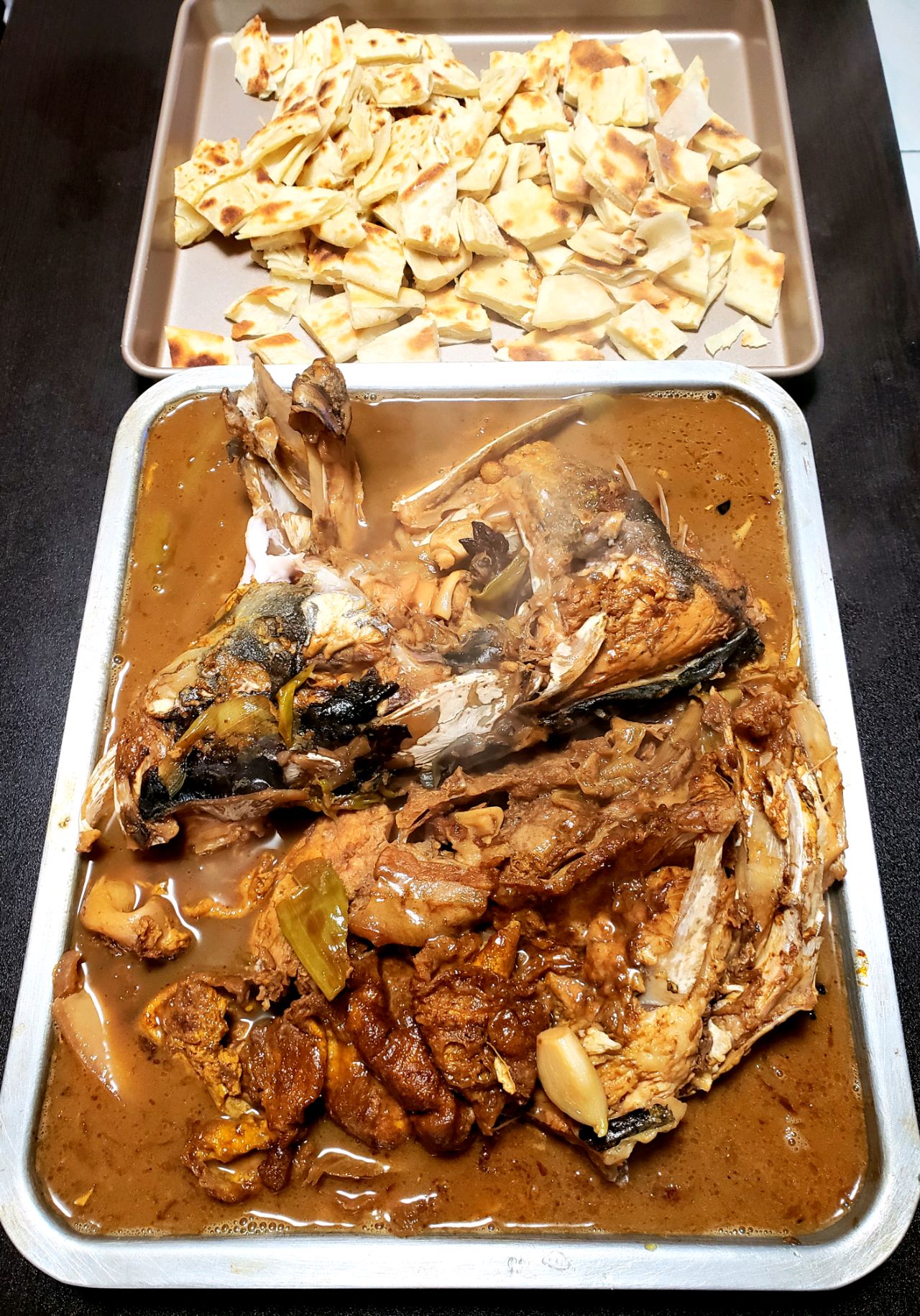 我不是标题党（查干湖鱼头泡饼）