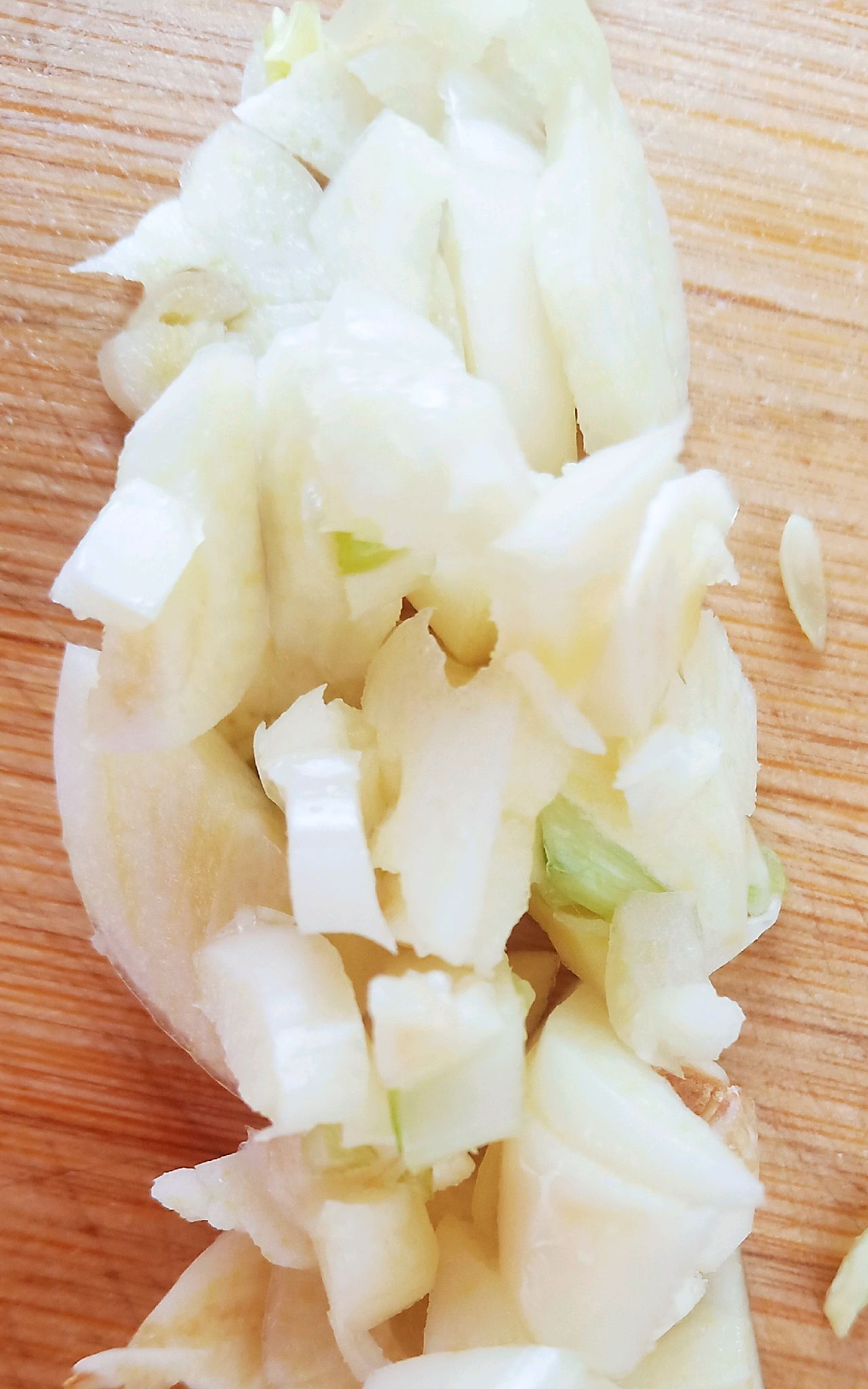莴笋炒腊肠