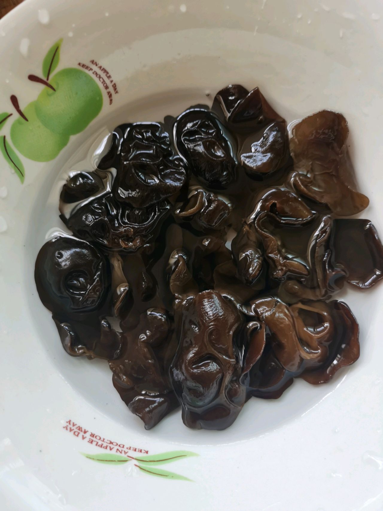 莴笋炒蘑菇