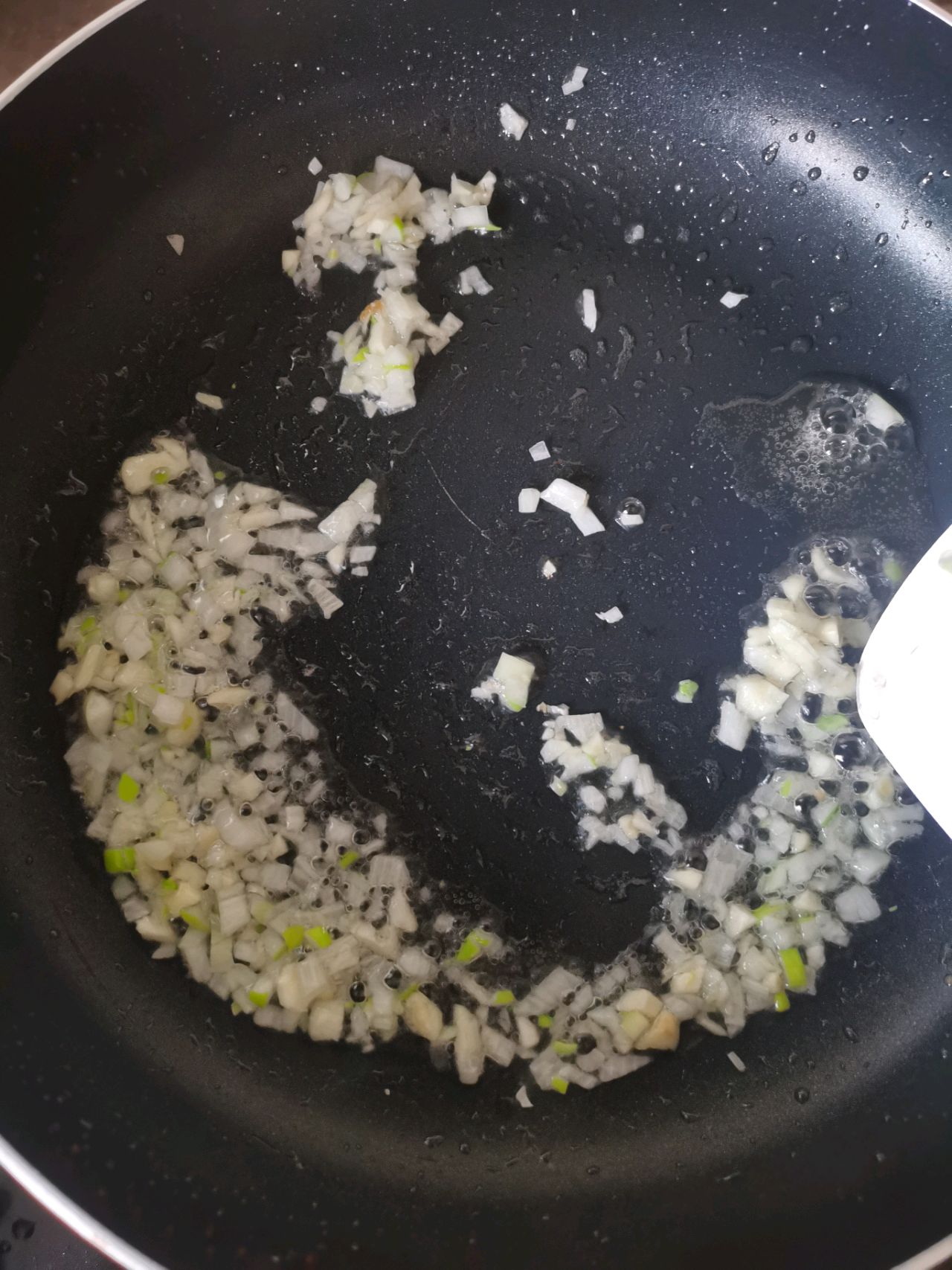 莴笋炒蘑菇