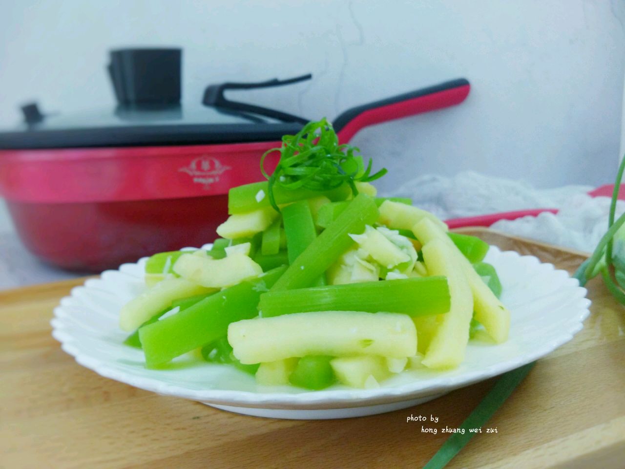 莴笋炒苹果