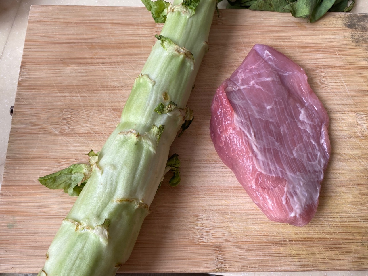 莴笋炒肉丝