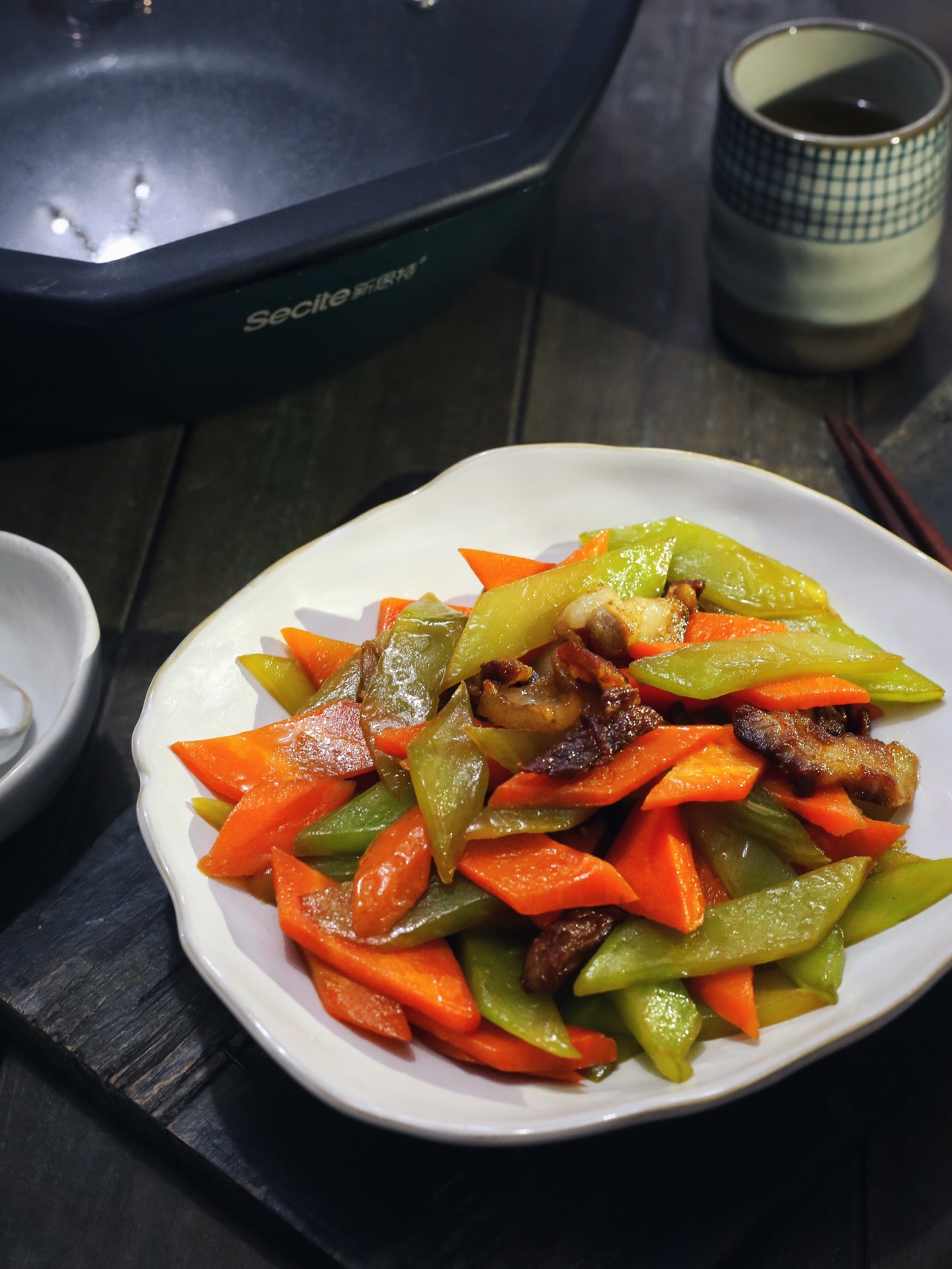 莴笋炒肉这样做超好吃，清爽可口