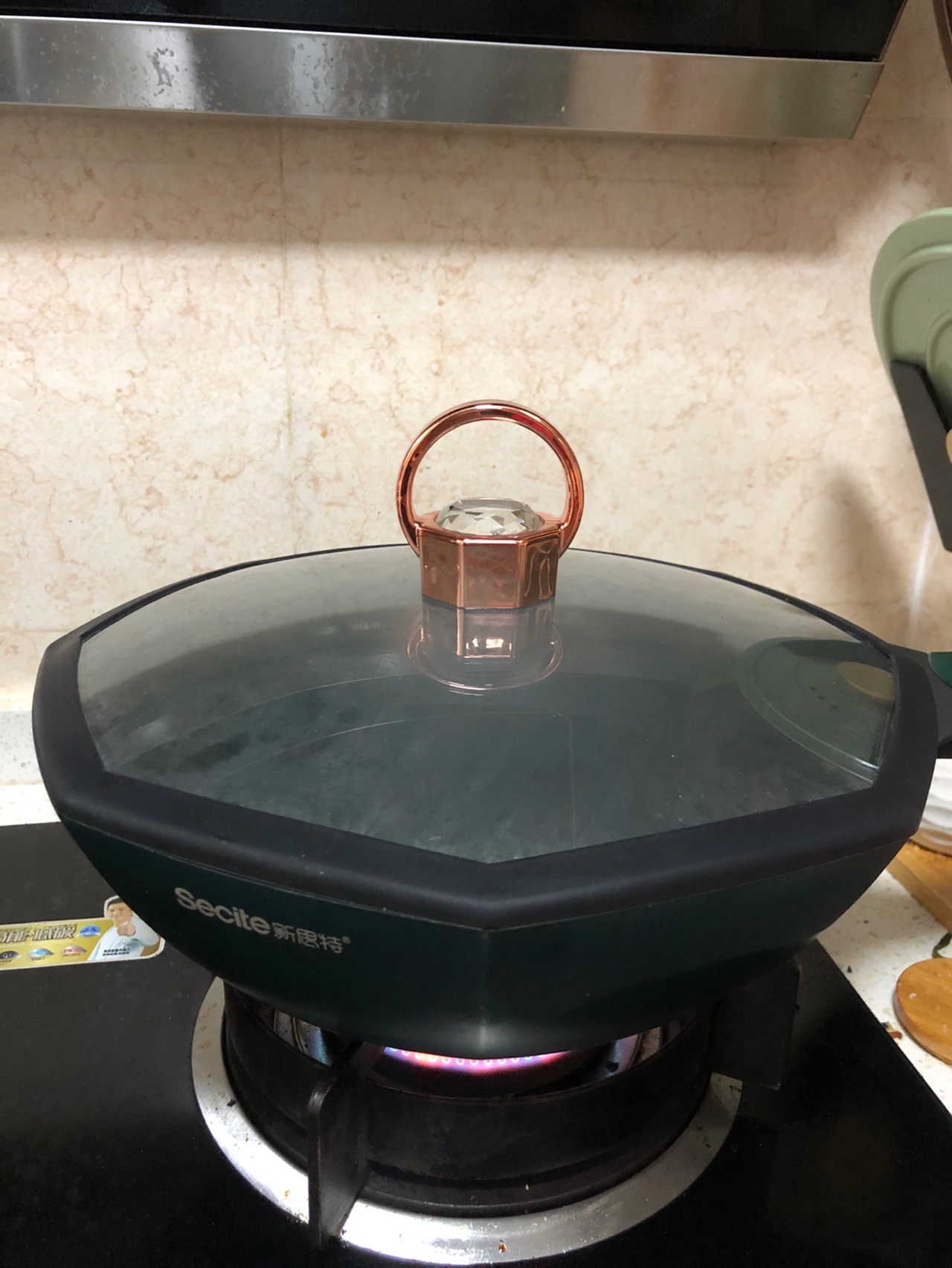 莴笋炒肉这样做超好吃，清爽可口