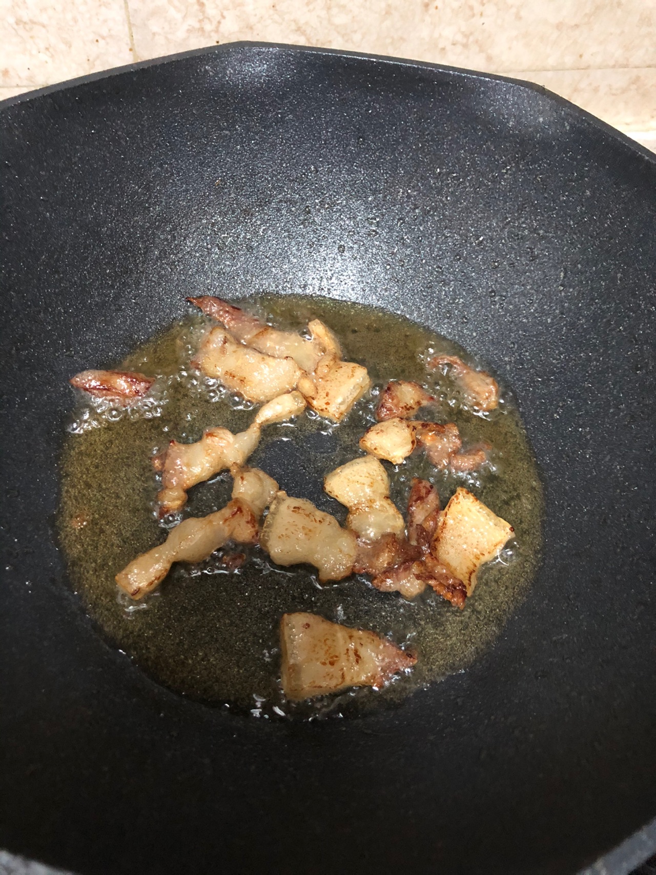 莴笋炒肉这样做超好吃，清爽可口