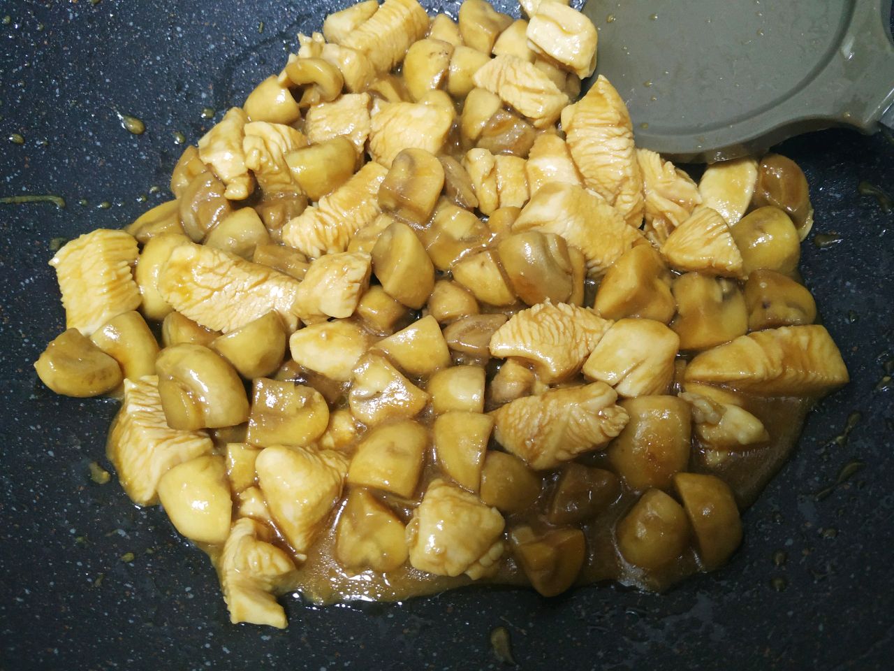 莴笋胡萝卜蘑菇鸡胸肉