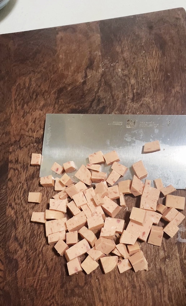 午餐肉玉米粒